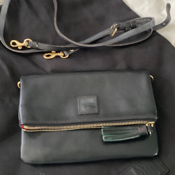 Elegant Black Leather Women's Bag - Picture 1 of 5